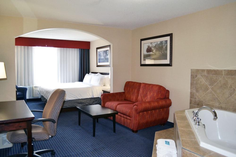 Holiday Inn Express Hotel & Suites Edson By Ihg Exterior foto