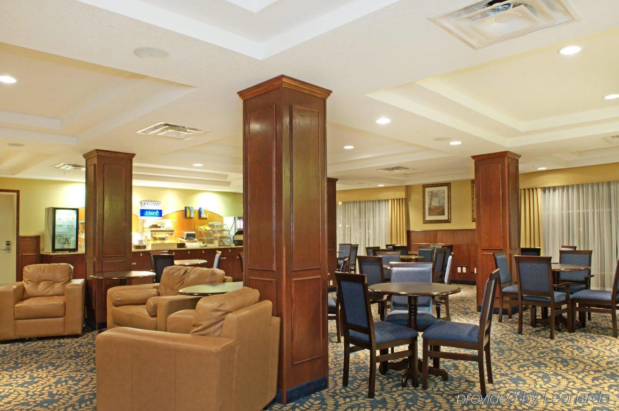 Holiday Inn Express Hotel & Suites Edson By Ihg Restaurant foto