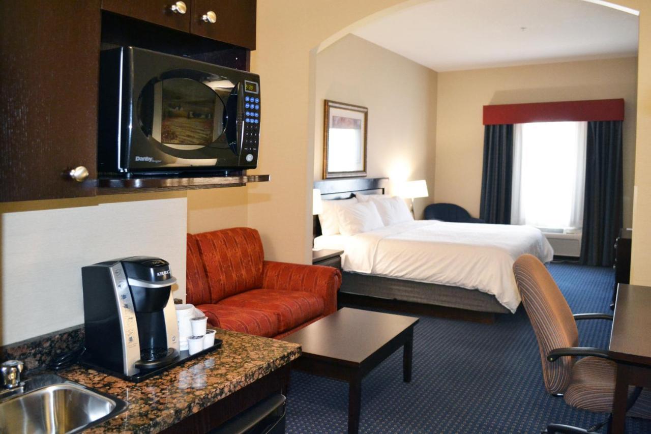 Holiday Inn Express Hotel & Suites Edson By Ihg Exterior foto